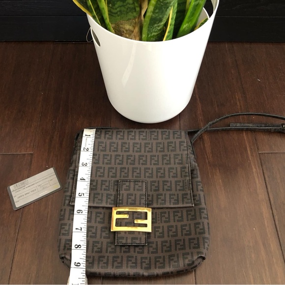 ❌SOLD❌ Authentic Fendi Zucchino Messenger Bag - Picture 13 of 16